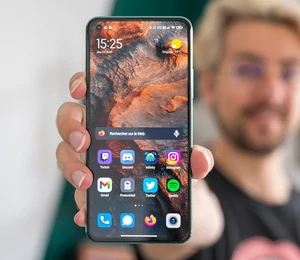 Le Xiaomi Mi 11 Lite 5G tombe à son meilleur prix avec ce code promo !